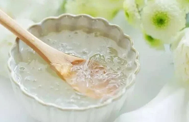 nước yến cho người mới ốm dậy